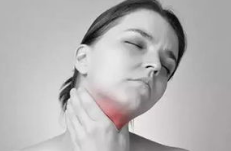 按摩天突穴的功效